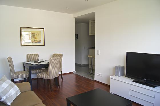 Zentrum-2-Zi.-Apt., mit AC+TG