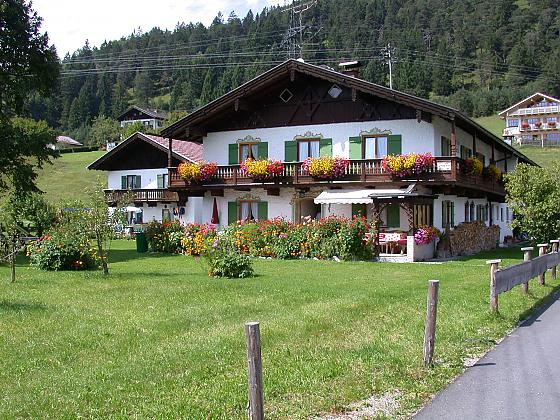 Gästehaus Ferienglück in Wallgau Gästehaus Ferienglück in Wallgau