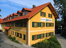 Hotel Garni Jagermo in Grasbrunn